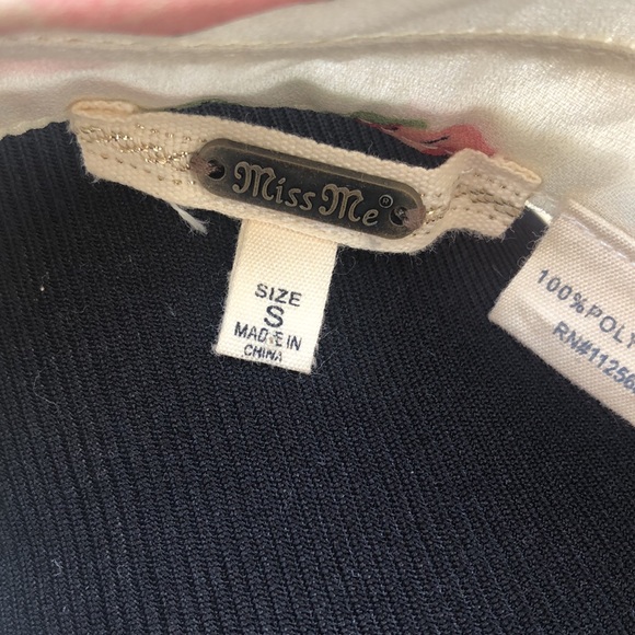 Beautiful Miss Me Women’s Blouse with Lace - Picture 13 of 13